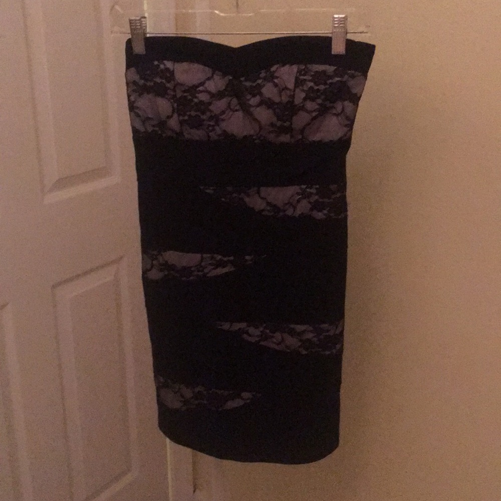 Sleeveless dress